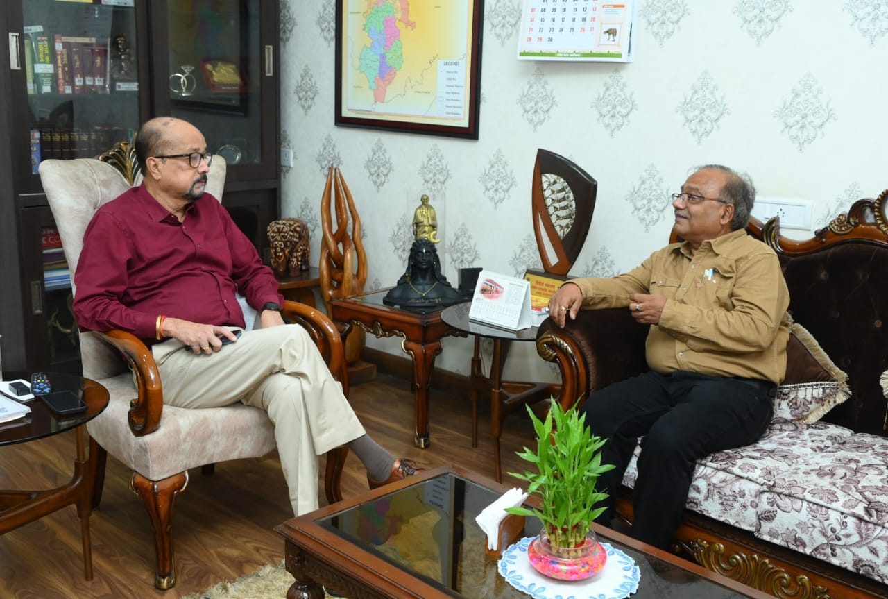 Kushabhau Thakre Patrakarita Avam Jansanchar Vishwavidyalaya