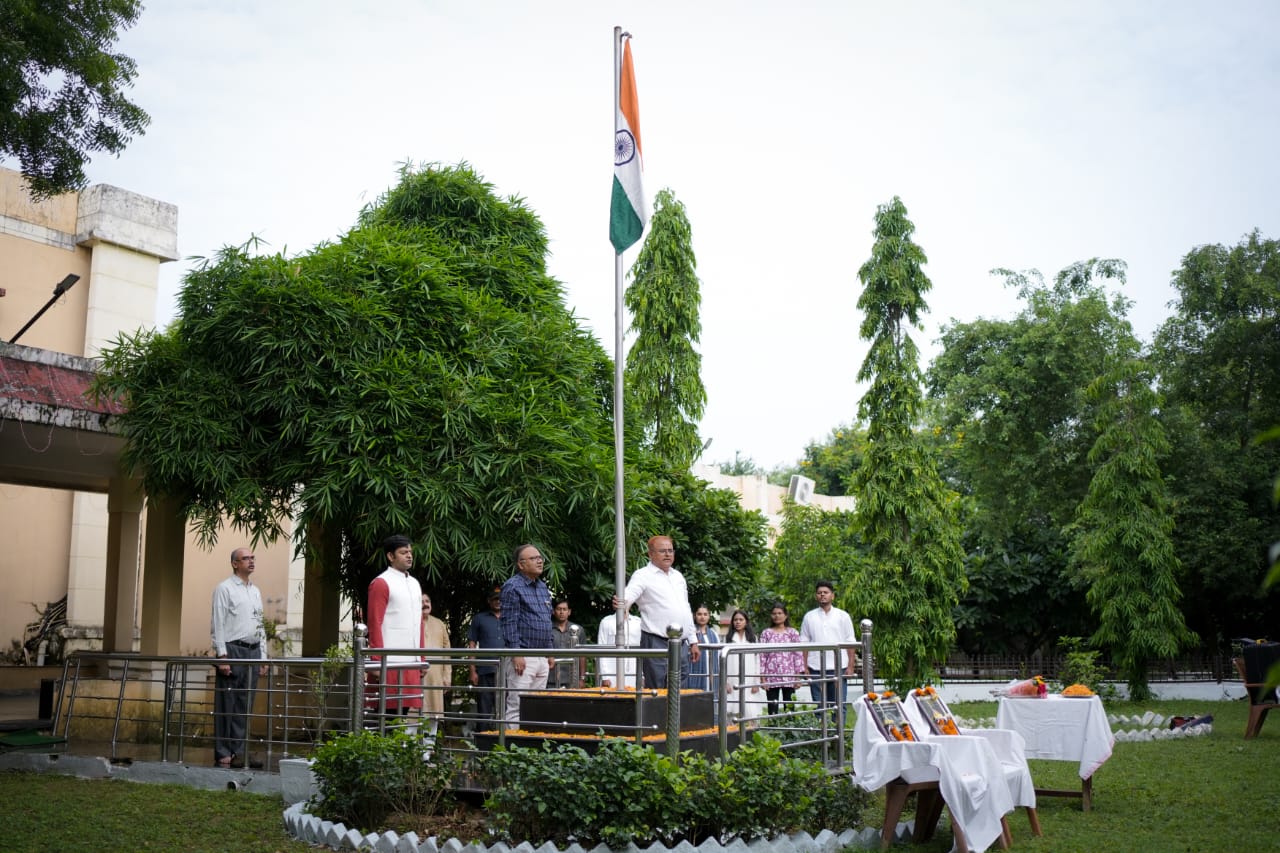 Kushabhau Thakre Patrakarita Avam Jansanchar Vishwavidyalaya