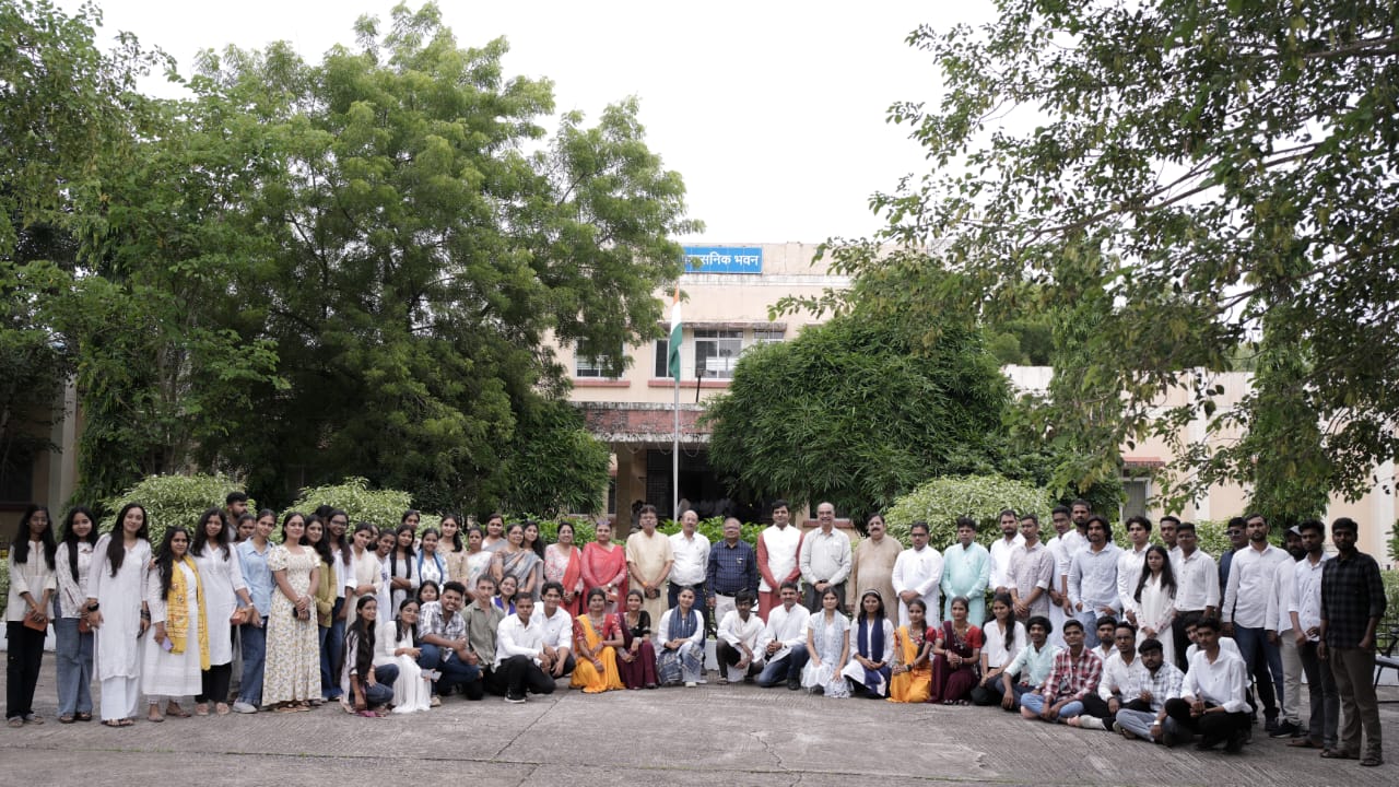 Kushabhau Thakre Patrakarita Avam Jansanchar Vishwavidyalaya