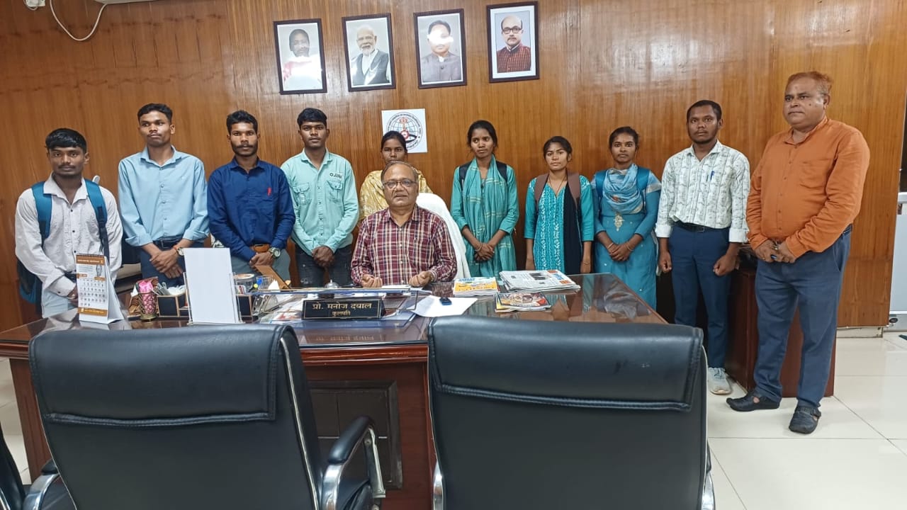 Kushabhau Thakre Patrakarita Avam Jansanchar Vishwavidyalaya